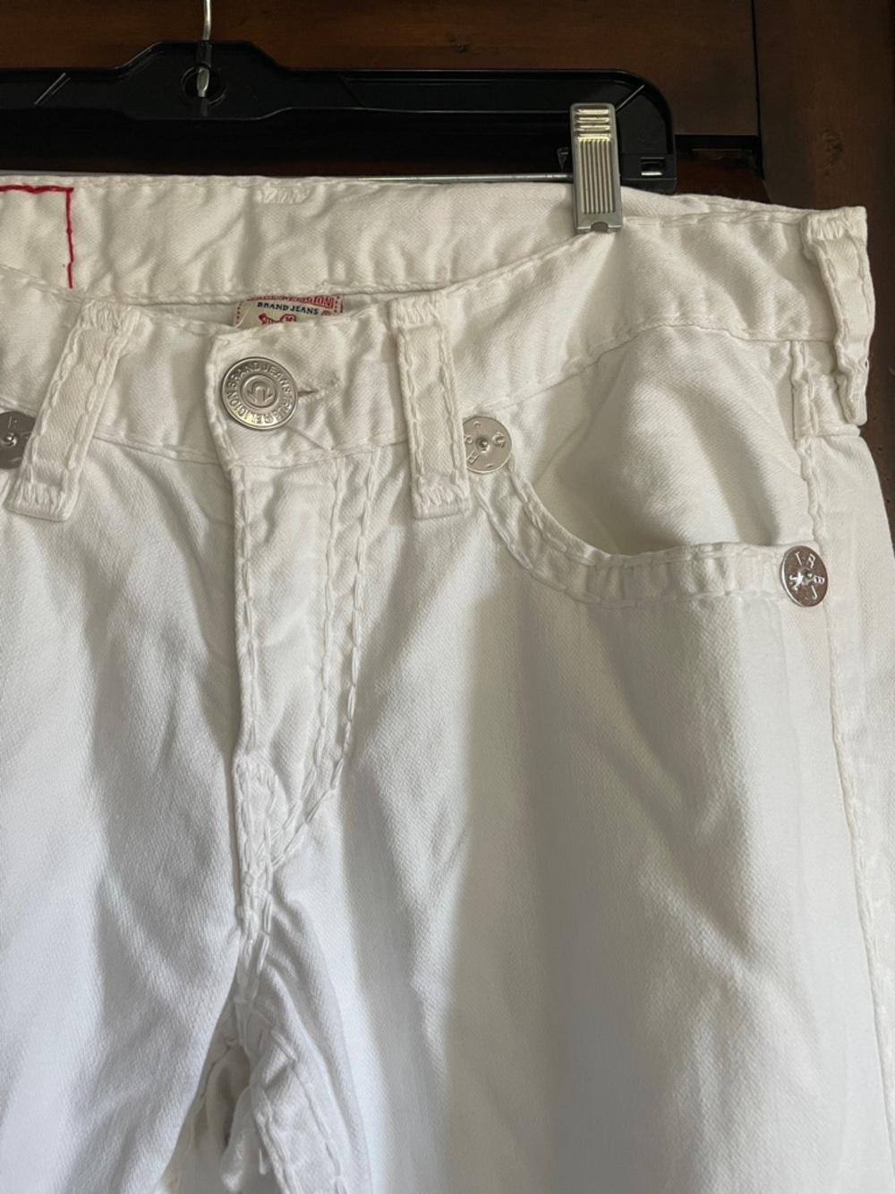 True Religion Ricky White Jeans 31 Silver Buttons 32 Inseam - Picture 4 of 12